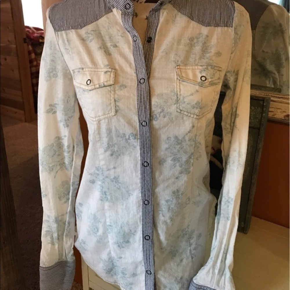 BKE Floral Button Down Top S